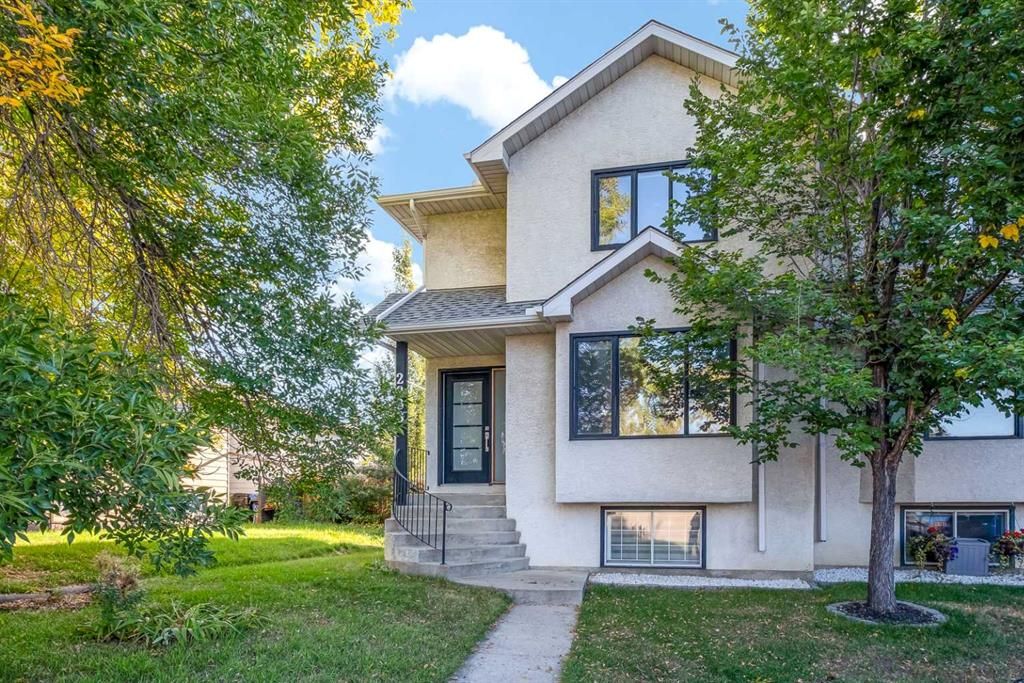 New property listed in Richmond, Calgary