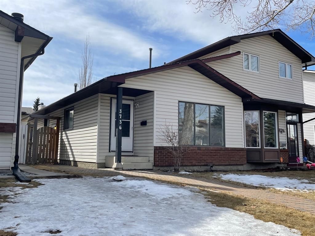 I have sold a property at 3736 Cedarille DRIVE SW in Calgary

