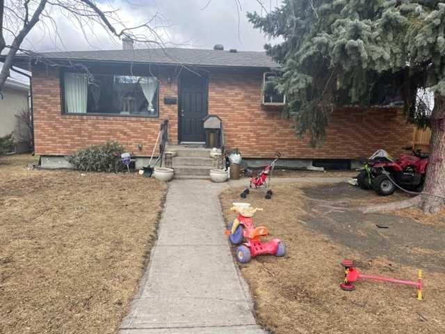 I have sold a property at 616 33 AVENUE NE in Calgary
